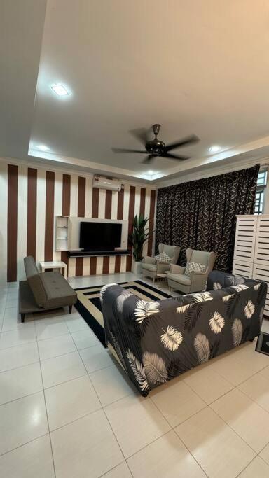 Homestay Bagan Serai Ngoại thất bức ảnh